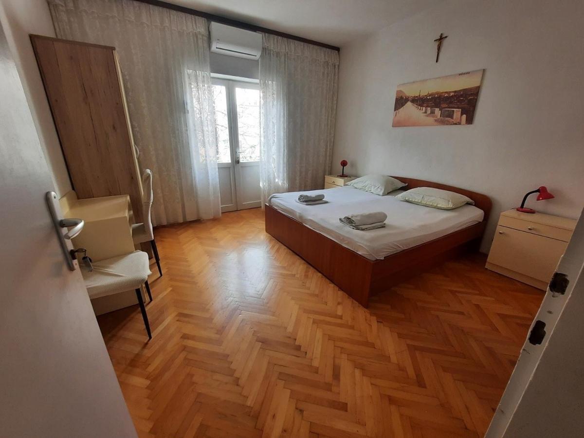 Apartments Nuic 748 Макарска Экстерьер фото